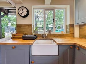 Kitchen Belfast sink- click for photo gallery